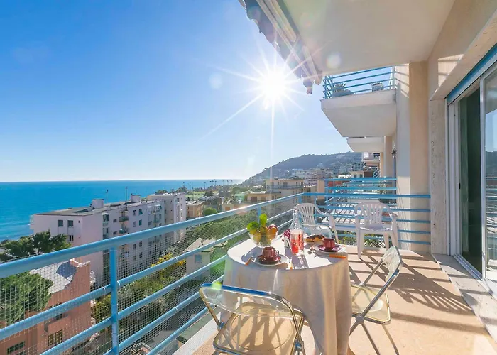 Апартаменты Sofy Ap Sea View & Private Parking - Happy Санремо