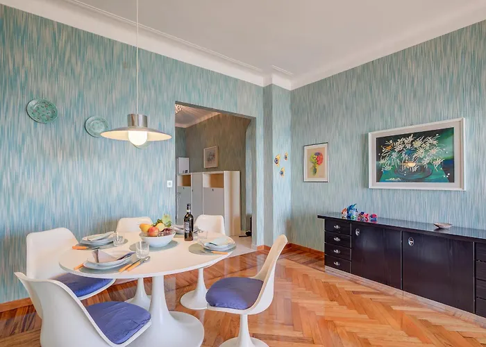 Apartmán Sofy Ap Sea View & Private Parking - Happy *