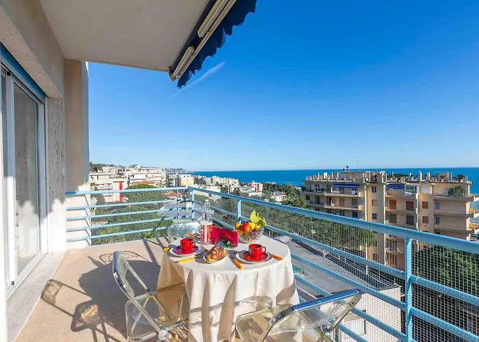 Sofy Ap Sea View & Private Parking - Happy Apartmán *